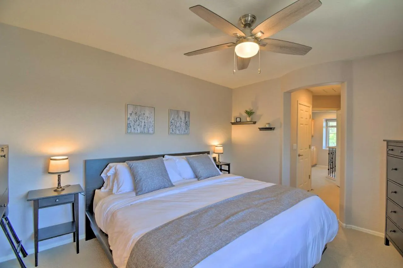 Holiday home Goodyear Escape With Grill Community Pool Access! Villa