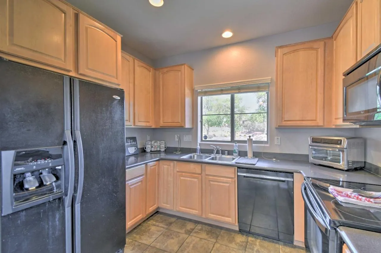 Goodyear Escape With Grill Community Pool Access! Villa